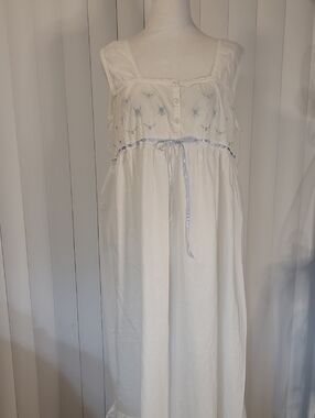 Vtg. Partners Intimates White Empire Waist Nightgown